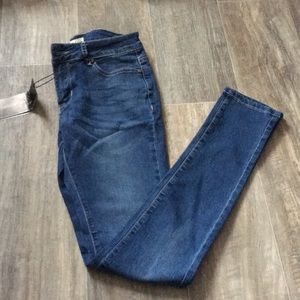 medium wash denim jeans